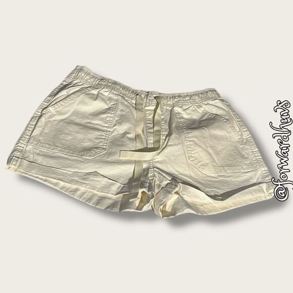 Levi Strauss Cream Colored Shorts with Elastic And Tie Waist Band Size 8 - Picture 1 of 12